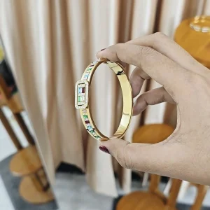 Luxury Zircon Bangle - 011